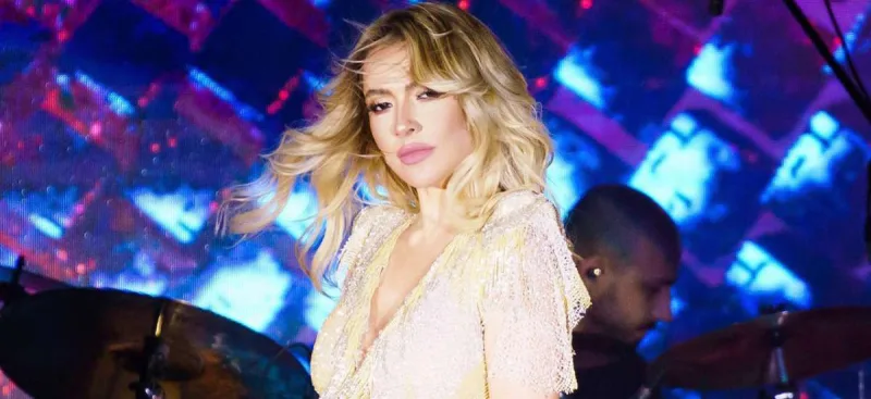 Hadise Bakıya gələcək