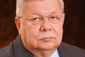 Azərpaşa Nemətov təltif edildi