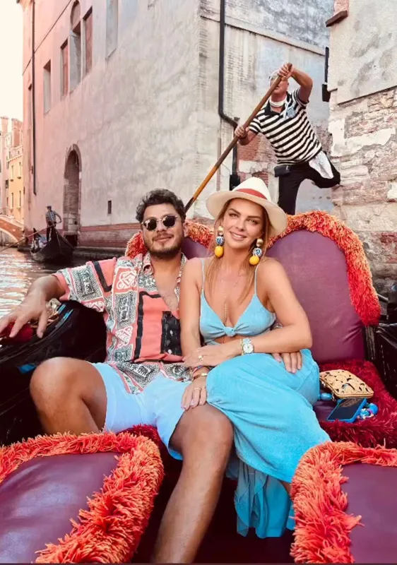 Pelin əri ilə İtaliyada