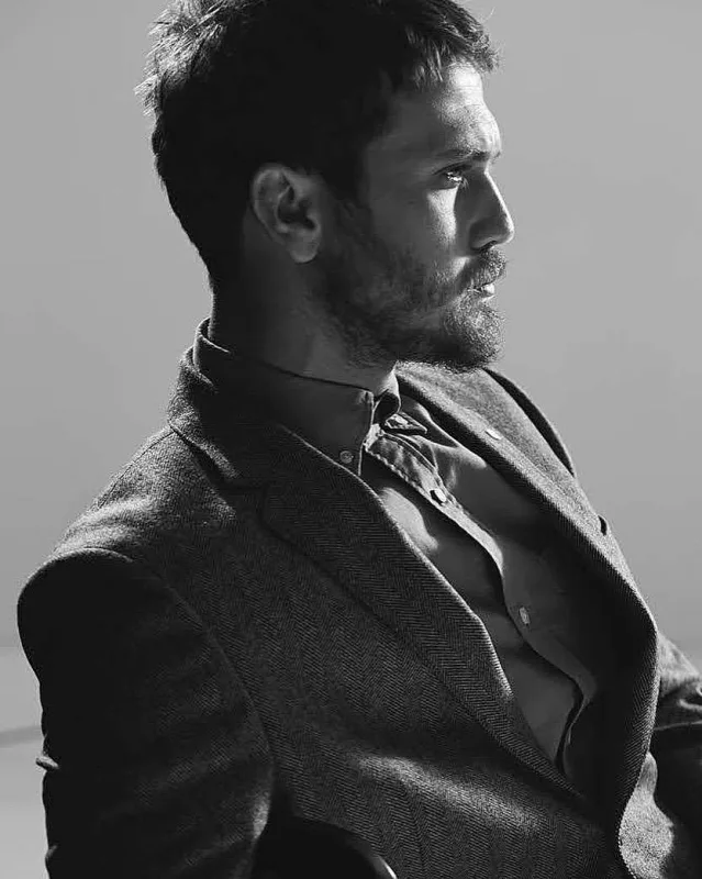 Can Yaman Arası keçdi