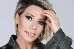 İntizar Bakıda Azərbaycan mahnısı oxudu