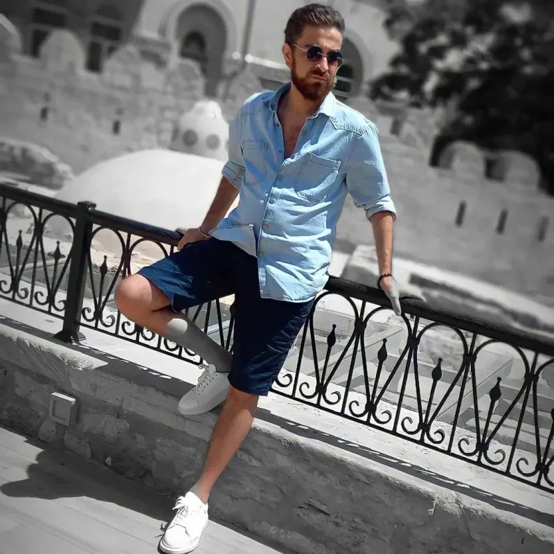 Elvin xəstəxanadan evə buraxıldı