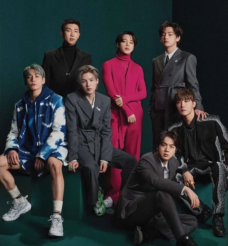 “BTS” əsgərlikdən bu tarixdə qayıdacaq