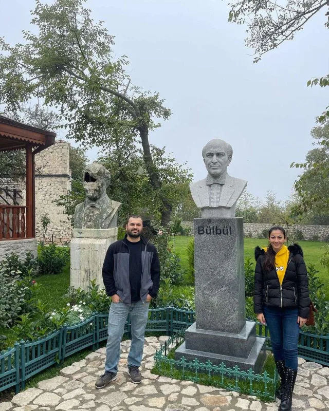 Polad Bülbüloğlunun qızı babasının ev muzeyində