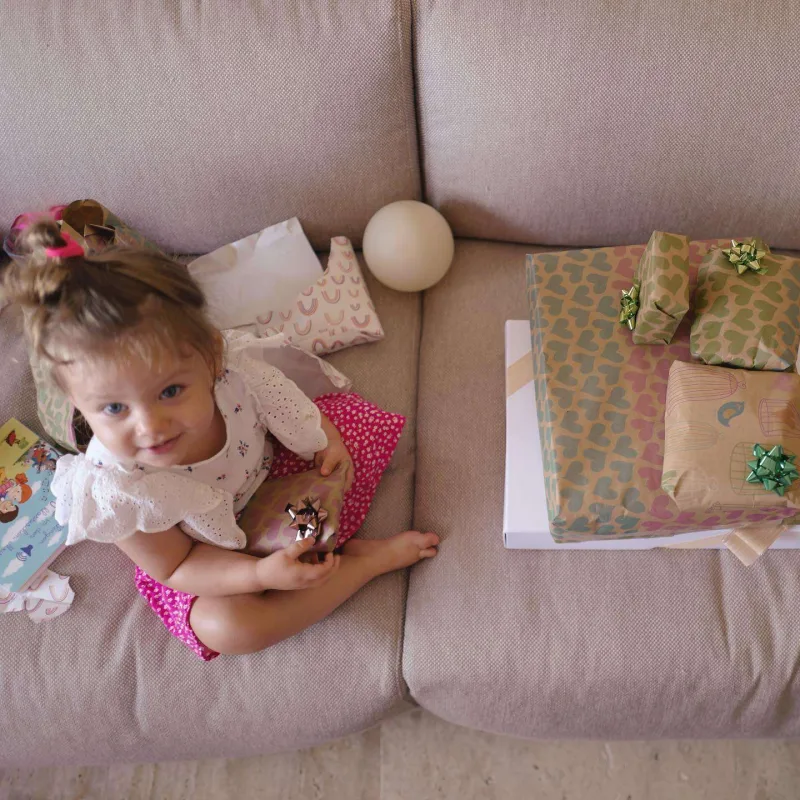 Meryem ad günündə qızları ilə