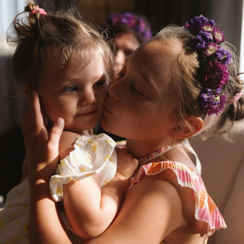 Meryem ad günündə qızları ilə