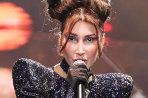 Hande də Azərbaycana gəlir