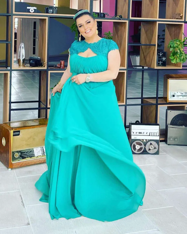 “Anam mənim üçün zibillikdən çanta götürüb”