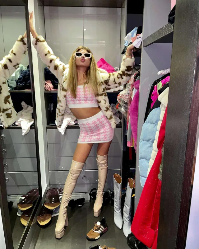 Baharın 11 milyonluq sərvəti var!