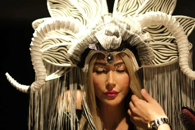 Hande Gülşenə söz atdı