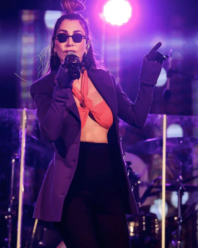 Hande Gülşenə söz atdı