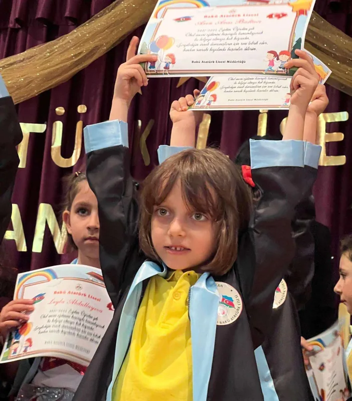 “Uşaqlarım böyüyür” - Xoşqədəm əkizləri ilə