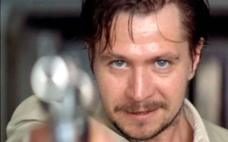 Qeri Oldmen karyerasını bitirir