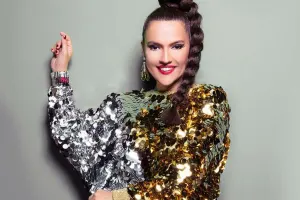 Demet Naxçıvanda səhnəyə çıxacaq