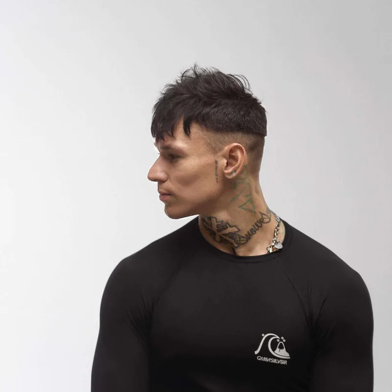 Səsini bəyənməyən fanatına 4 min ödədi