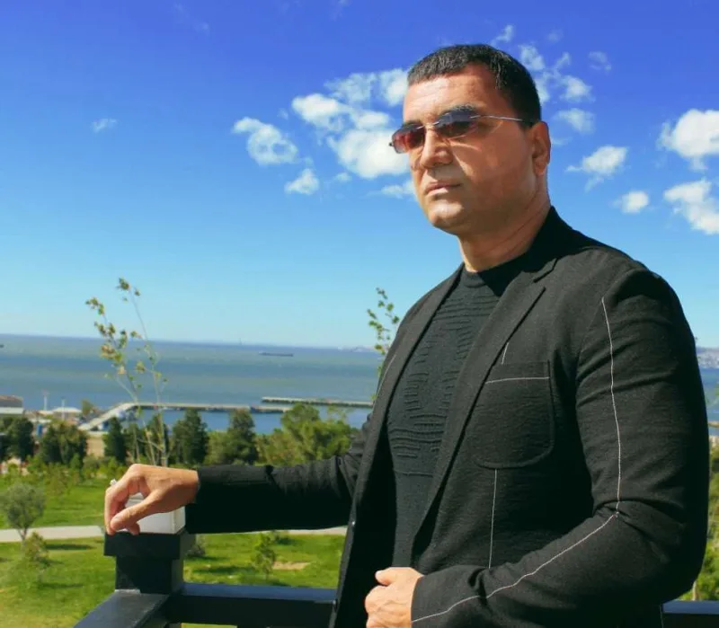 Mehman Əhmədli Şəkidə ev aldı