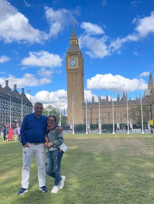 Elnarə Rövşənlə şəkillərini paylaşdı