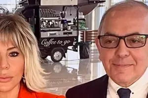 Əri Brilliantı heyranlıqla izlədi