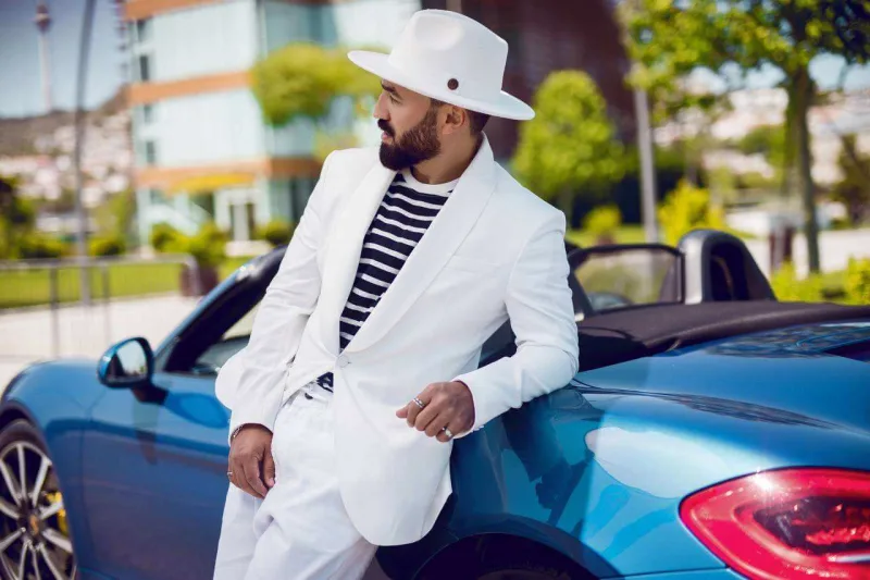 Zamiq yeni mahnısını təqdim etdi