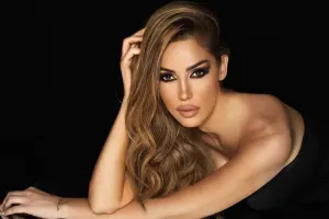 Petek Dinçöz bu tarixdə evlənəcək