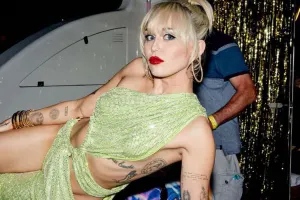 Mayli Sayrus 30 yaşında!