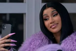 Kardinin parlaq saçlarının sirri!