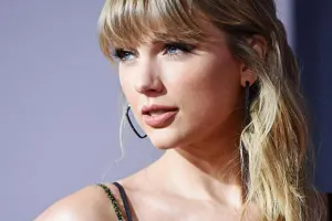 Bu mükafatı alan ilk qadın olacaq