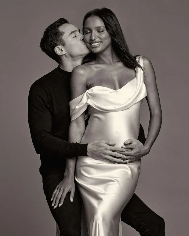 “Victoria's Secret” ulduzu ana olacaq