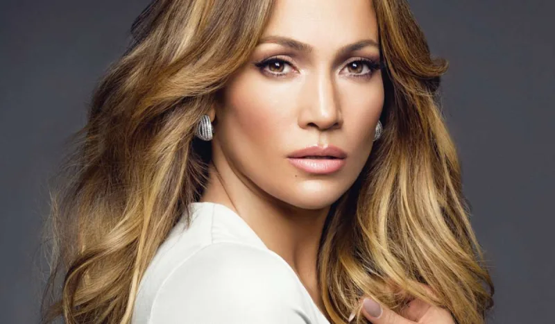 CeyLo sosial şəbəkə hesablarını “qaraltdı” 