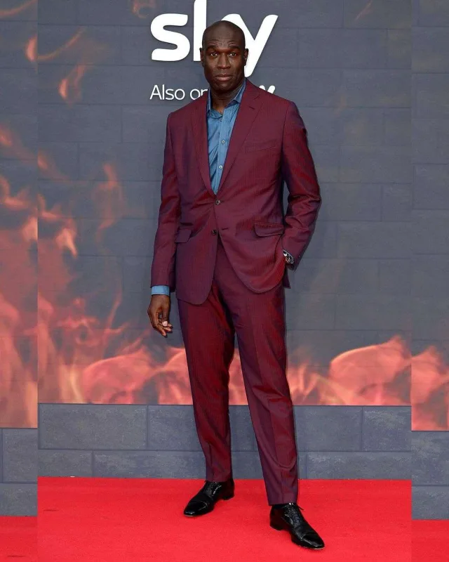 Ulduzlar Londonda qırmızı xalıda...