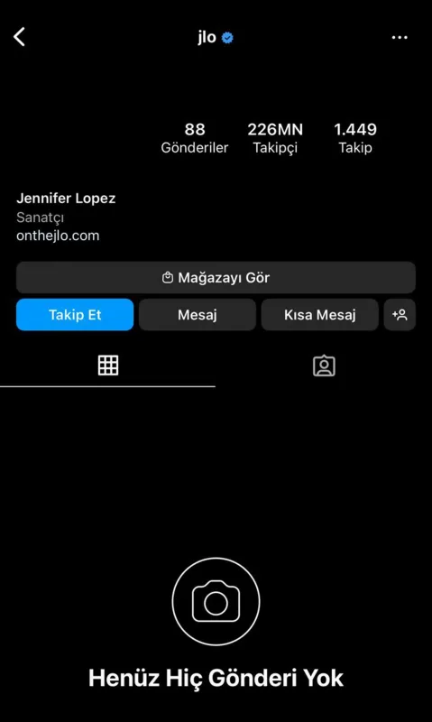 CeyLo sosial şəbəkə hesablarını “qaraltdı” 