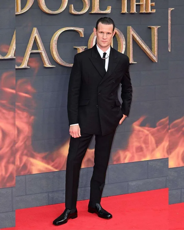 Ulduzlar Londonda qırmızı xalıda...