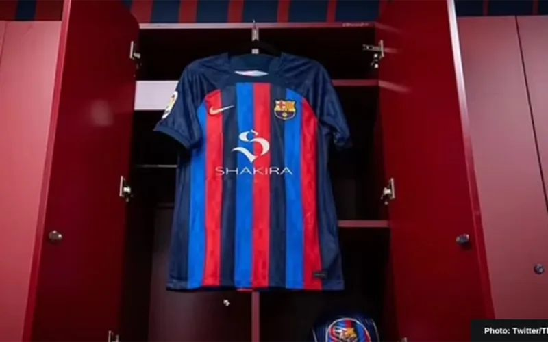 Şakira Pikeni qarabaqara izləyəcək