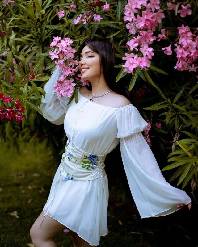 Futbolçuyla Mehinin eşqinə “qırmızı kart”!