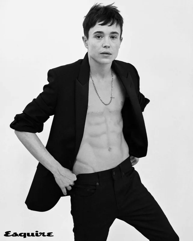 Cinsini dəyişən Elliot kamera qarşısında