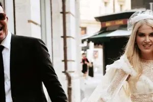 Mustafa Sandal evləndi