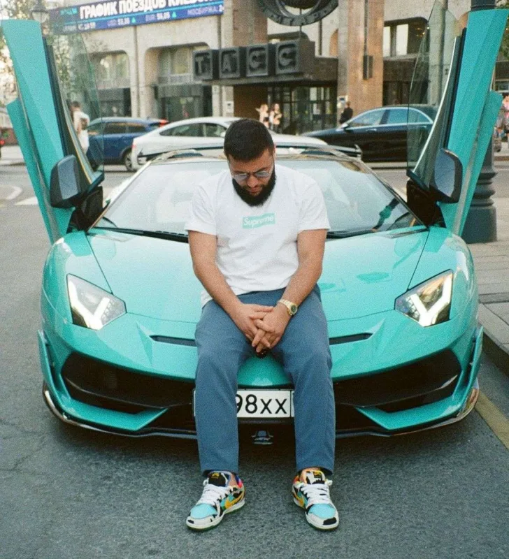 Məşhur brend üçün bir araya gəldilər