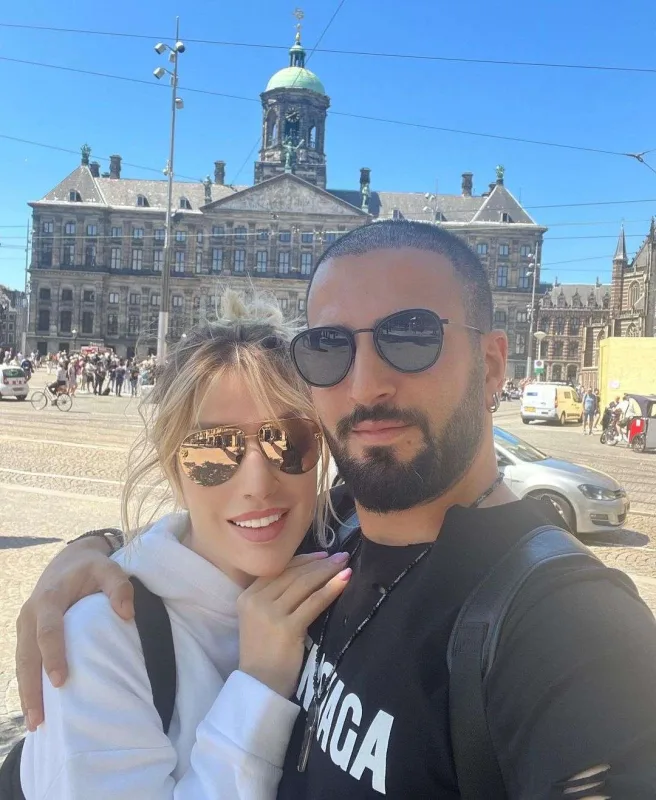 Yumurtalıqlarını dondurub