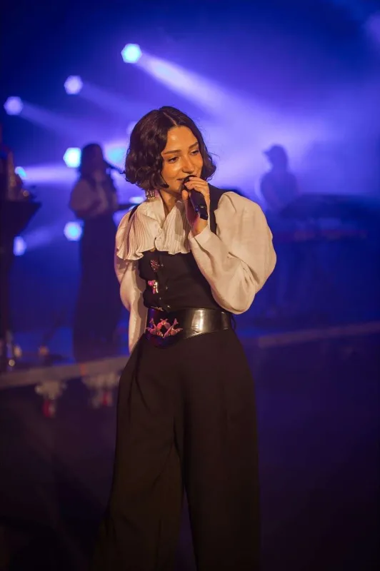 45 dəqiqədə 250 min dollar qazandı