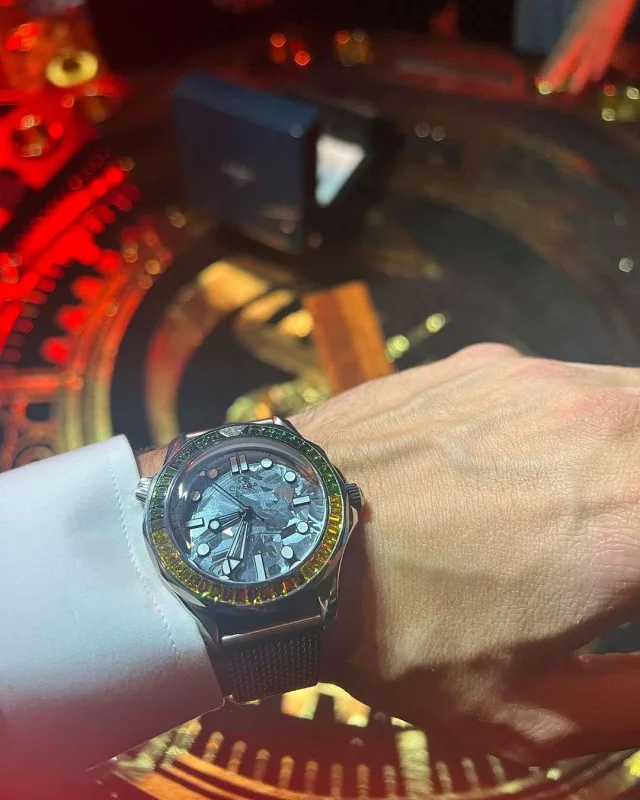 Kaan Ceyms Bond partisində