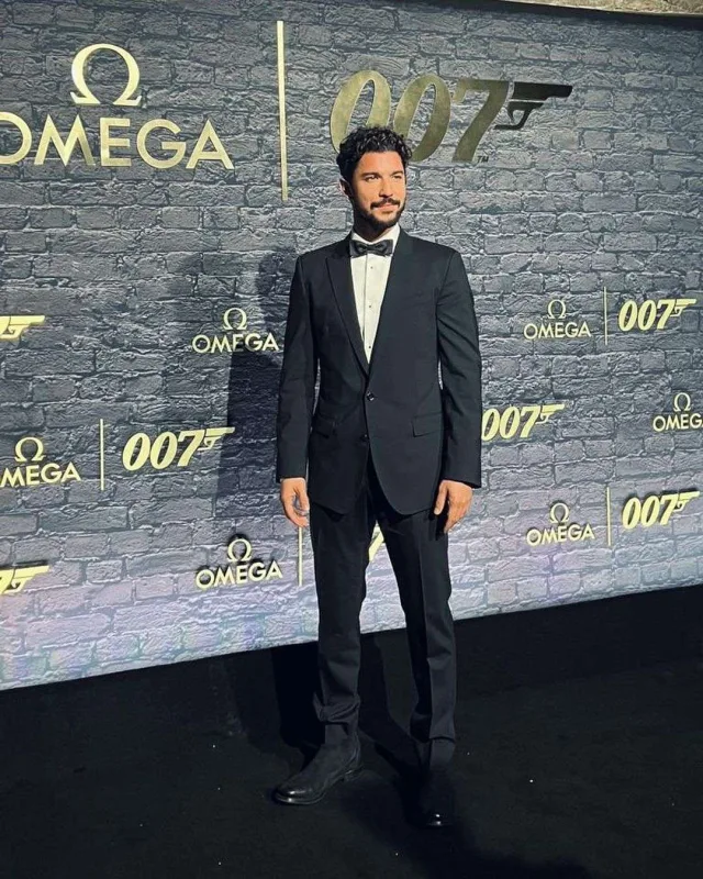 Kaan Ceyms Bond partisində