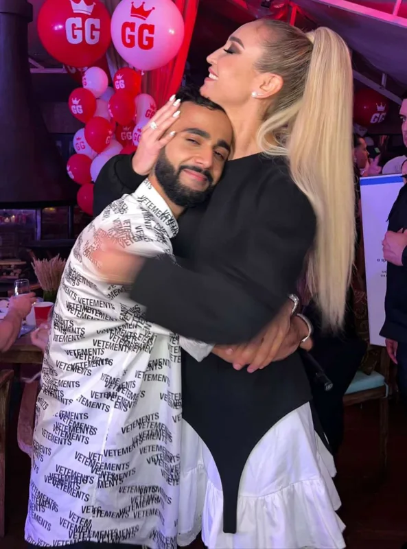 Ulduzlar Hüseynin ad günündə