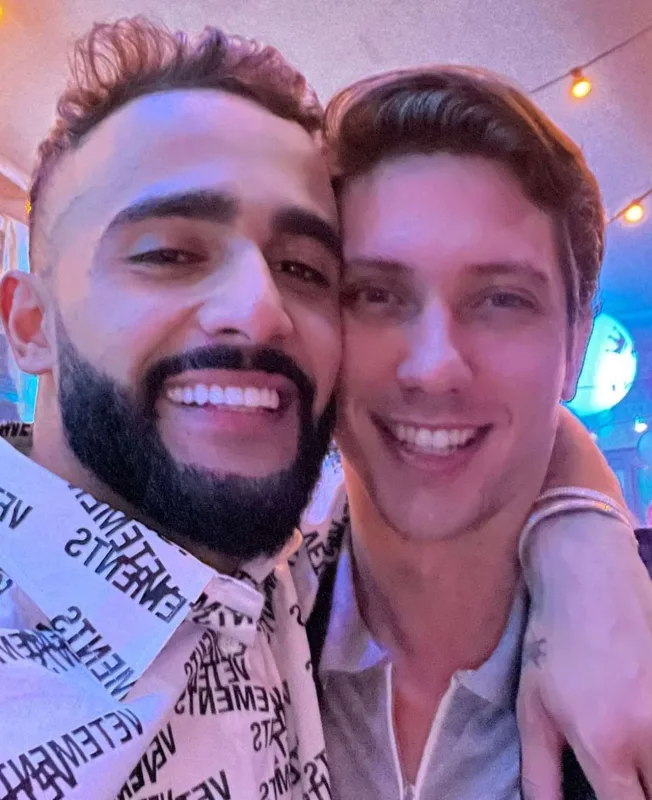 Ulduzlar Hüseynin ad günündə