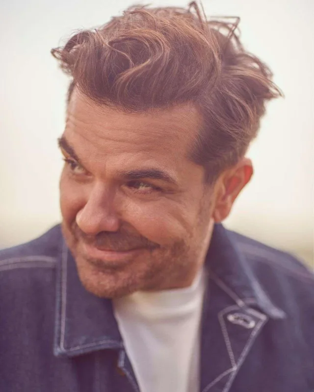 Kenanın “look”u müzakirə yaratdı