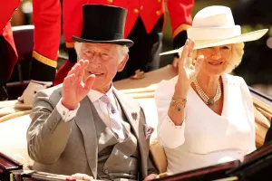 Kral ən uzun dünya turnesinə çıxacaq