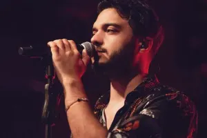 İlyas yenidən Bakıda səhnə aldı