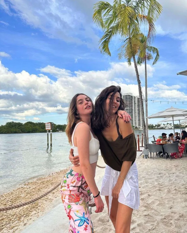 “Sadakatsiz”in ulduzları Mayamidə görüşdü