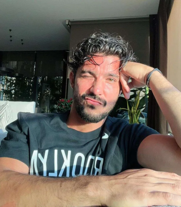 İdman zalında zədələndi