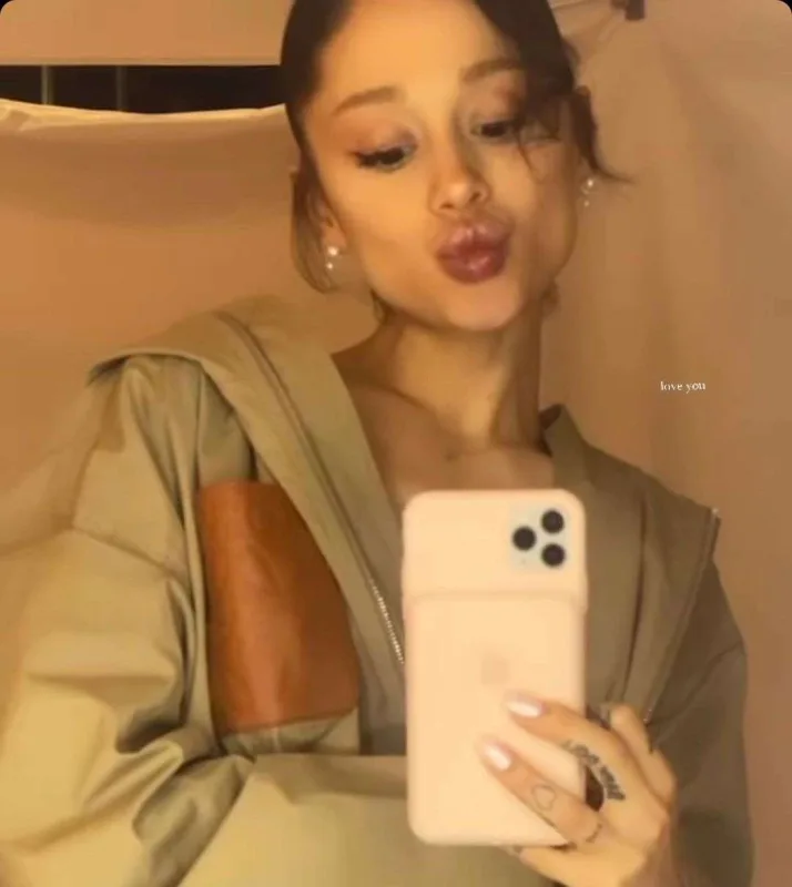 Arıqladığı üçün tənqid edildi