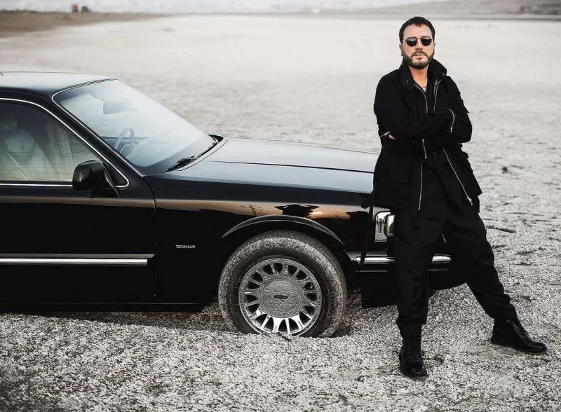 Rəsul Əfəndiyev gürcü modellə kamera önünə keçdi